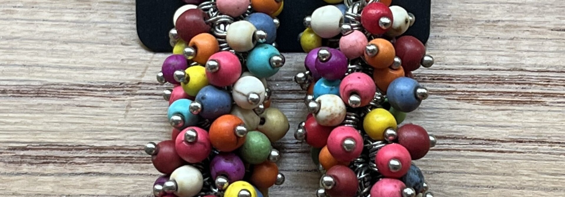 Ninolia Confetti Cluster Bead Stud Earrings