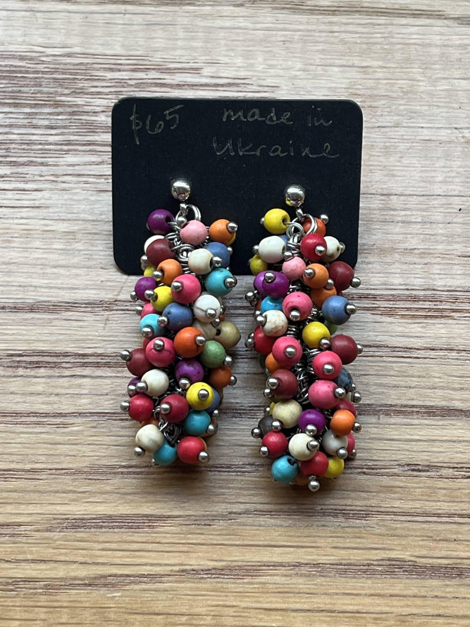Ninolia Confetti Cluster Bead Stud Earrings-1