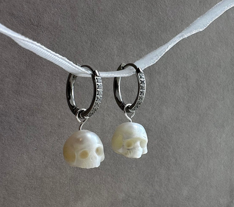 JANVS Studio JANVS Studio "Fae" Pearl Skull Hoop Earrings