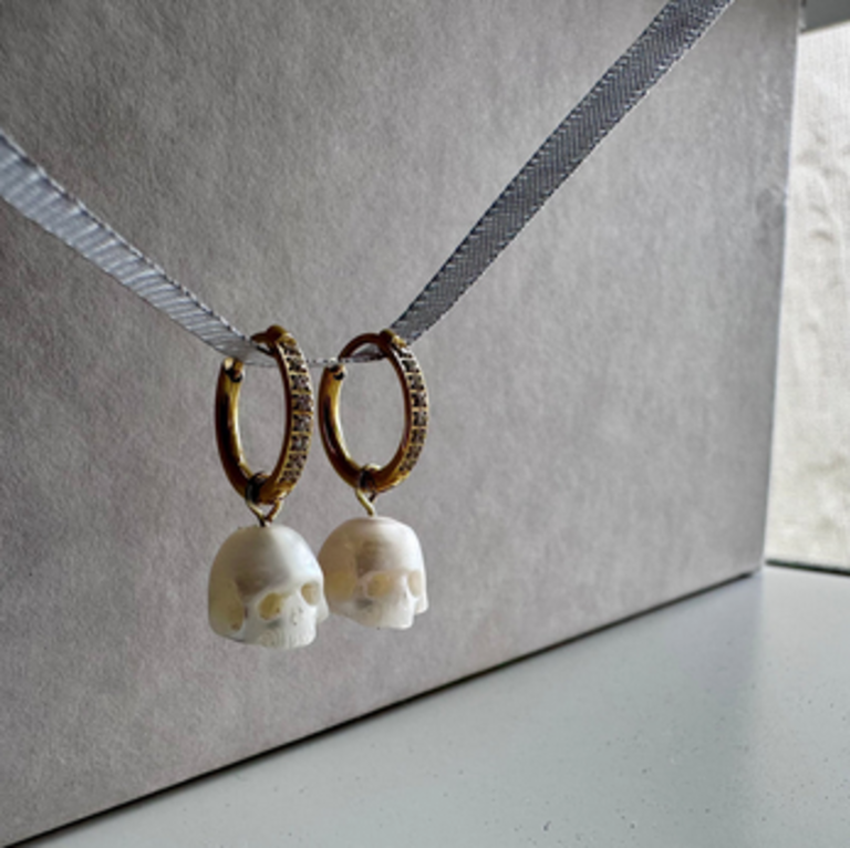 JANVS Studio JANVS Studio "Fae" Pearl Skull Hoop Earrings