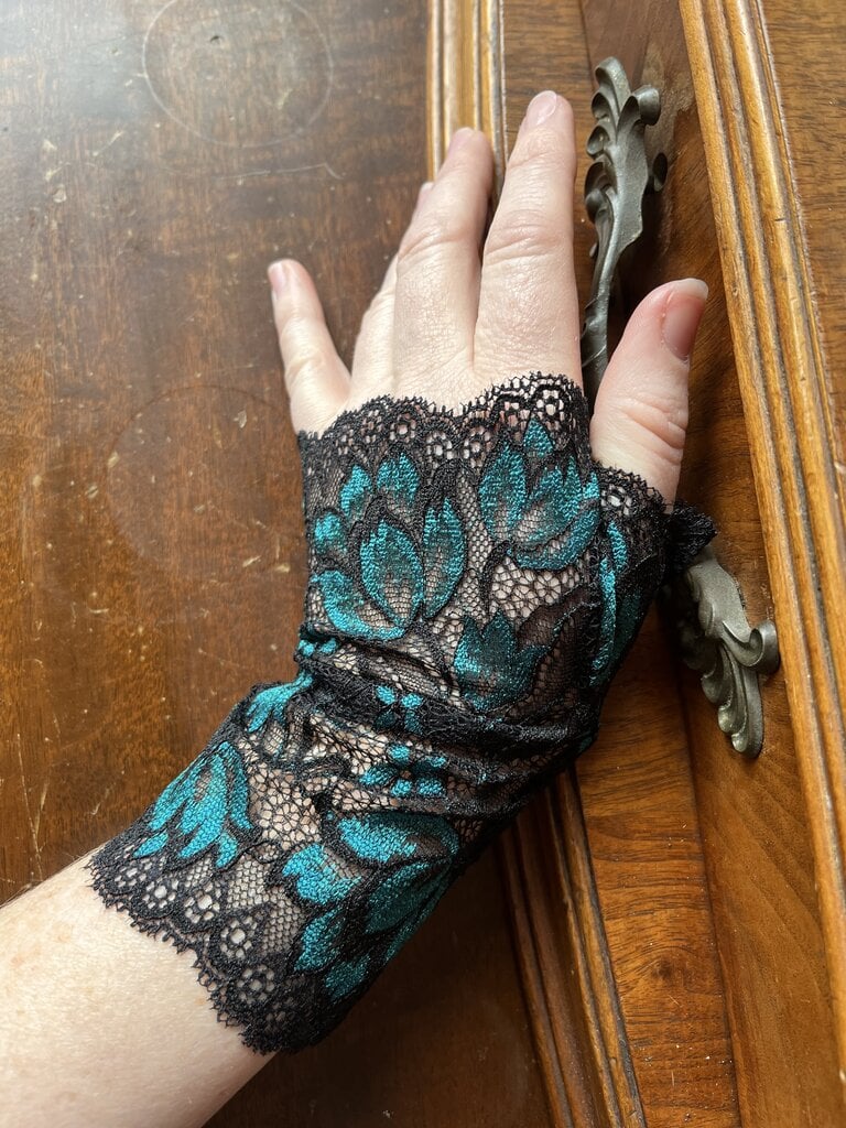 Dark Garden Fingerless Lace Gloves