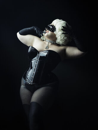 Dark Garden Signature Valentine in Leather [Made To Order]