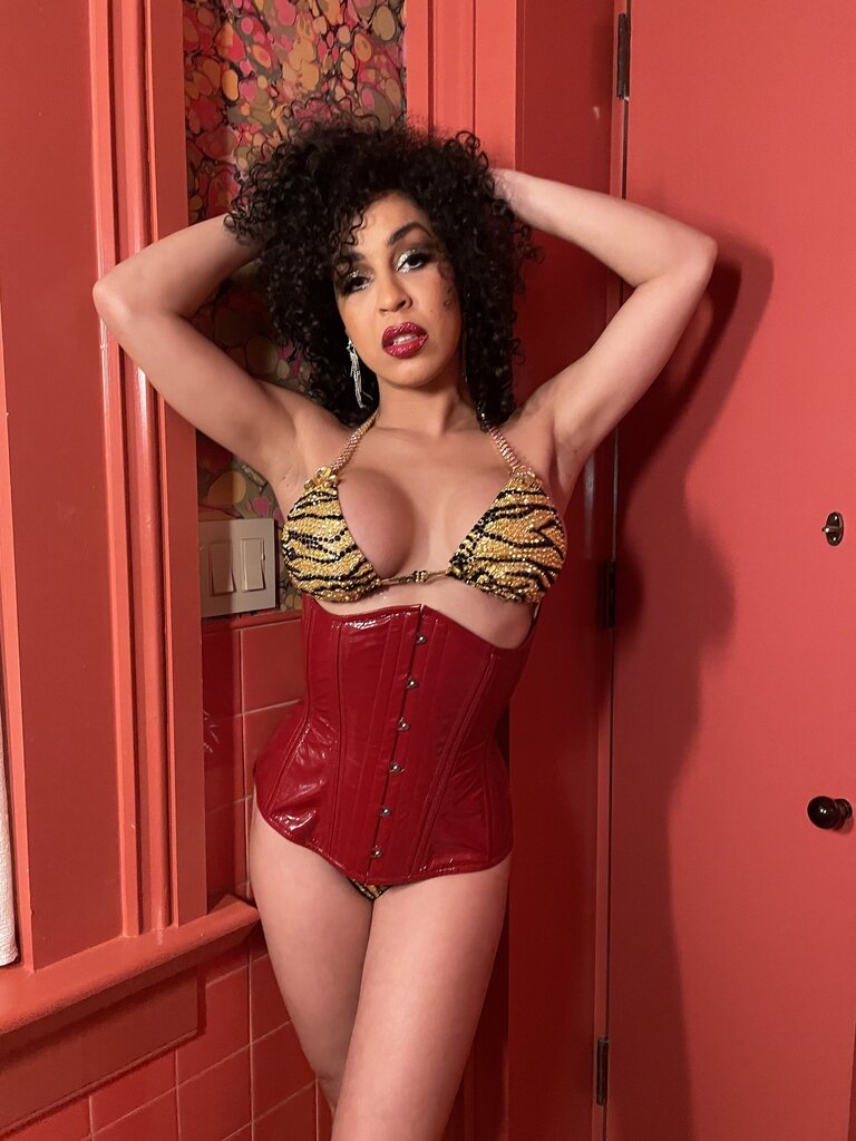 Dark Garden Signature Eden in Leather [Made to Order]