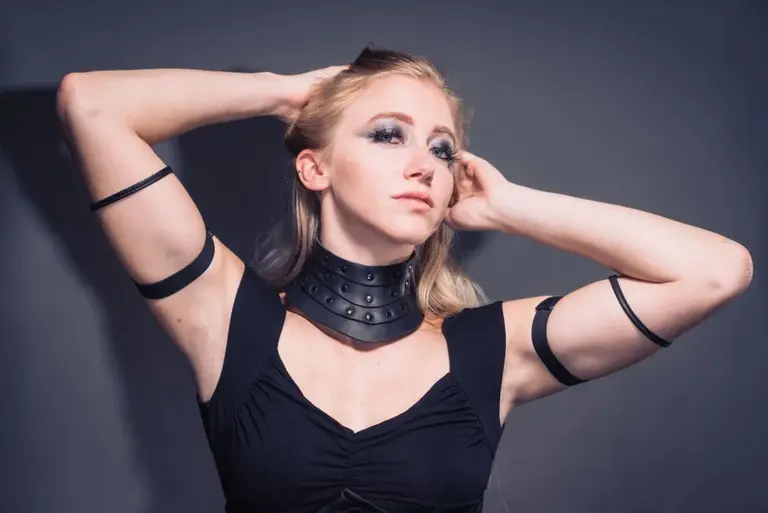 Lyric Wilson Xenolux Xenolux Carbon Collar