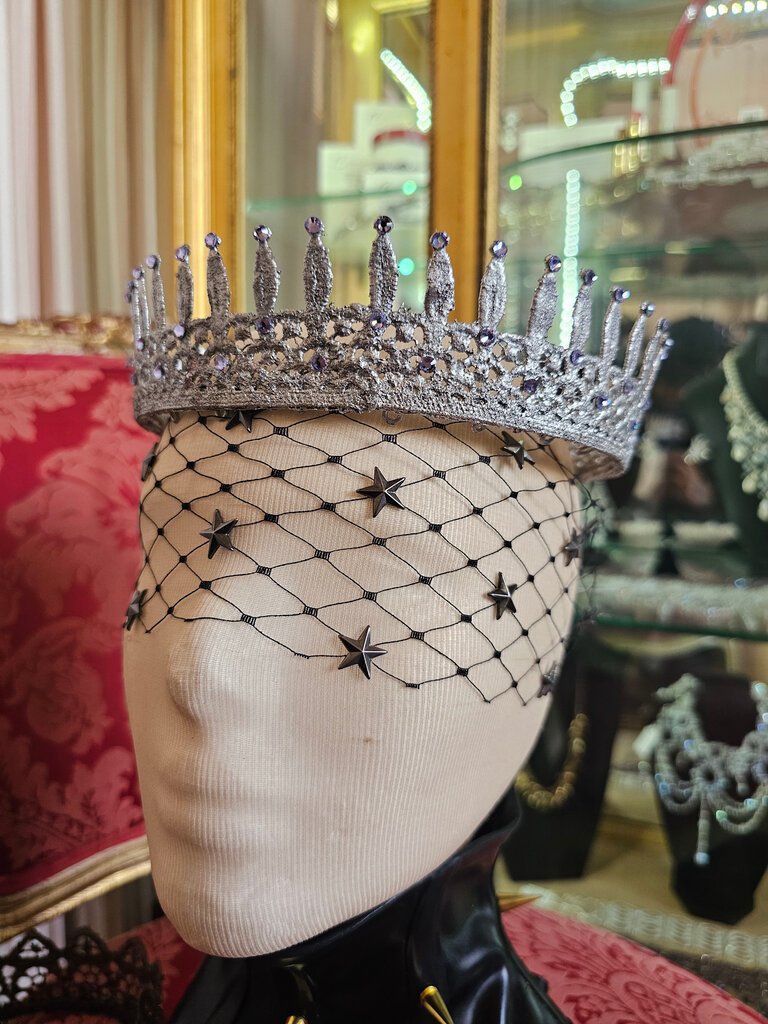 Kalico Delafay Kalico Delafay Silver Pointy Lace Crown with Ice Blue Swarovski crystals
