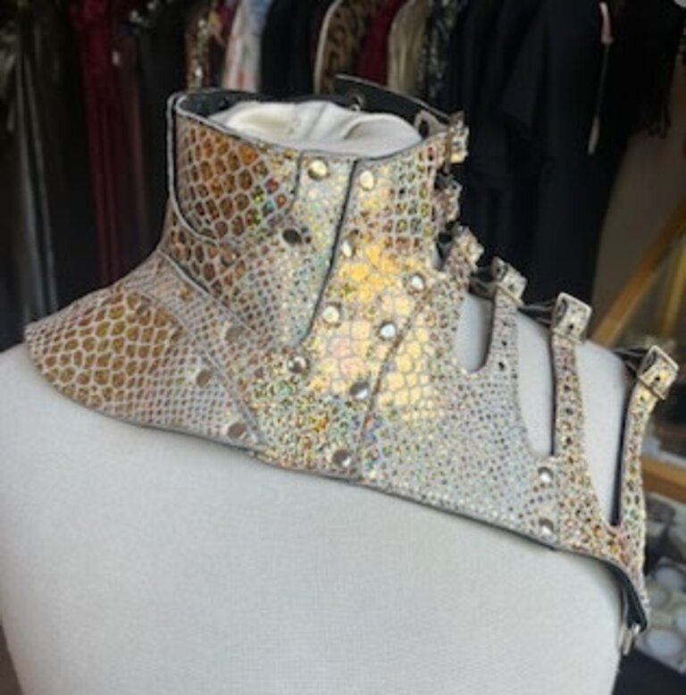 Lyric Wilson Xenolux Xenolux Shimekorosu Collar