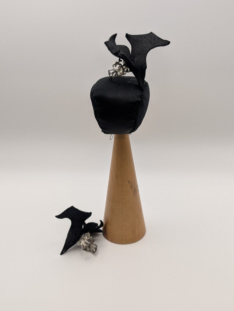 Kalico Delafay Kalico Delafay Felt Bat Accessories (bobby pin or ring)