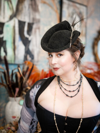 Kalico Delafay Kalico Delafay Sculpted Black Felt Tilt with Vintage Black Feather Trim