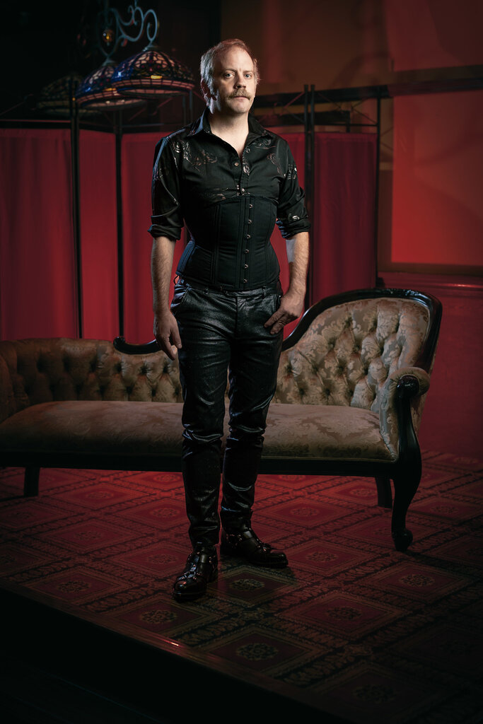 Dark Garden Signature Tailored Cincher in Black Poplin