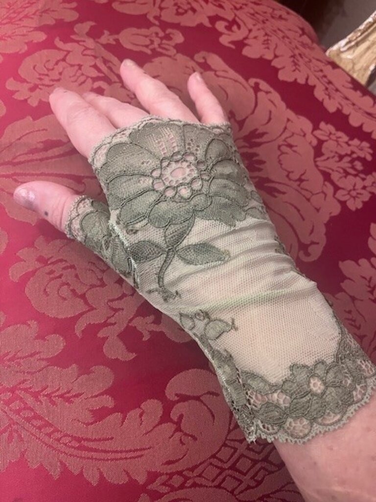Dark Garden Fingerless Lace Gloves