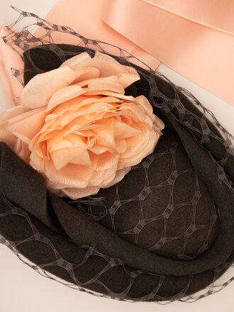 Kalico Delafay Kalico Delafay Grey Tilt Hat w/ Pink Ribbon & Flowers, Grey Veil