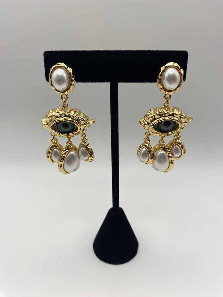 Mio Queena Temperament Evil Eye & Pearl Charm Dangle Earrings