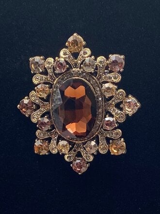 Mio Queena Vintage Sparkling Glass Rhinestone Snowflake Brooch