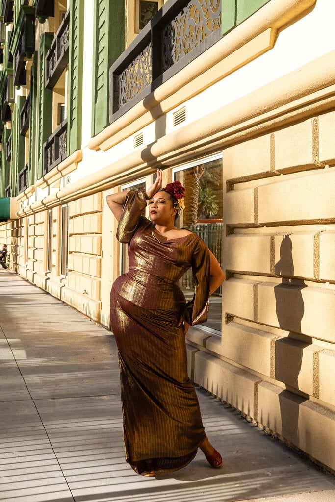 Dark Garden Rosalind Gown in Champagne Gold XL (Last Chance)