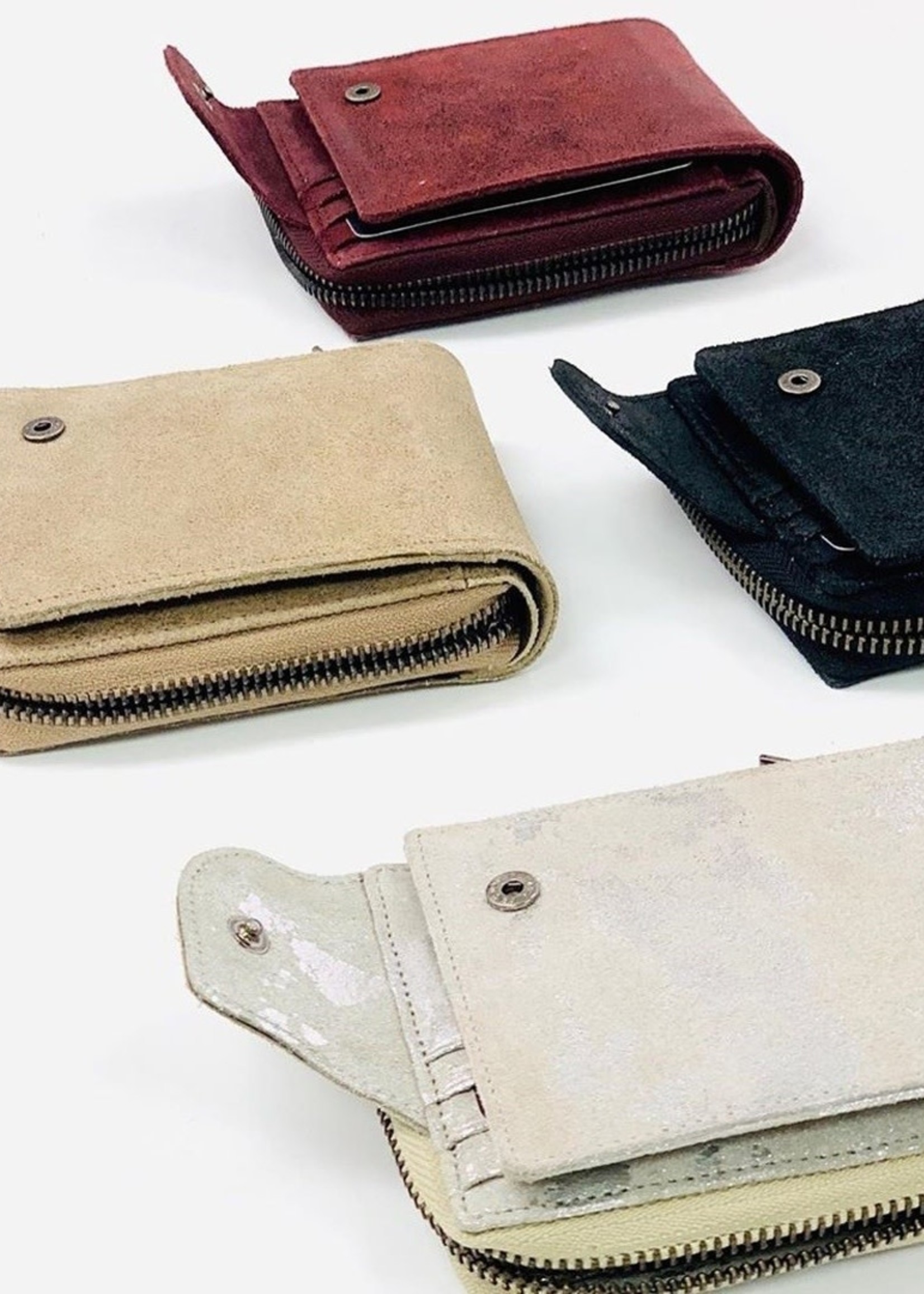 Latico Leathers Ash Wallet