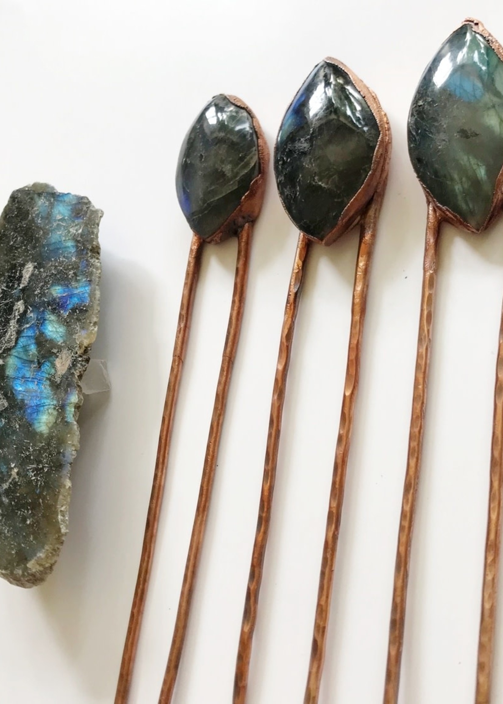 Aerow Labradorite Hair Pin