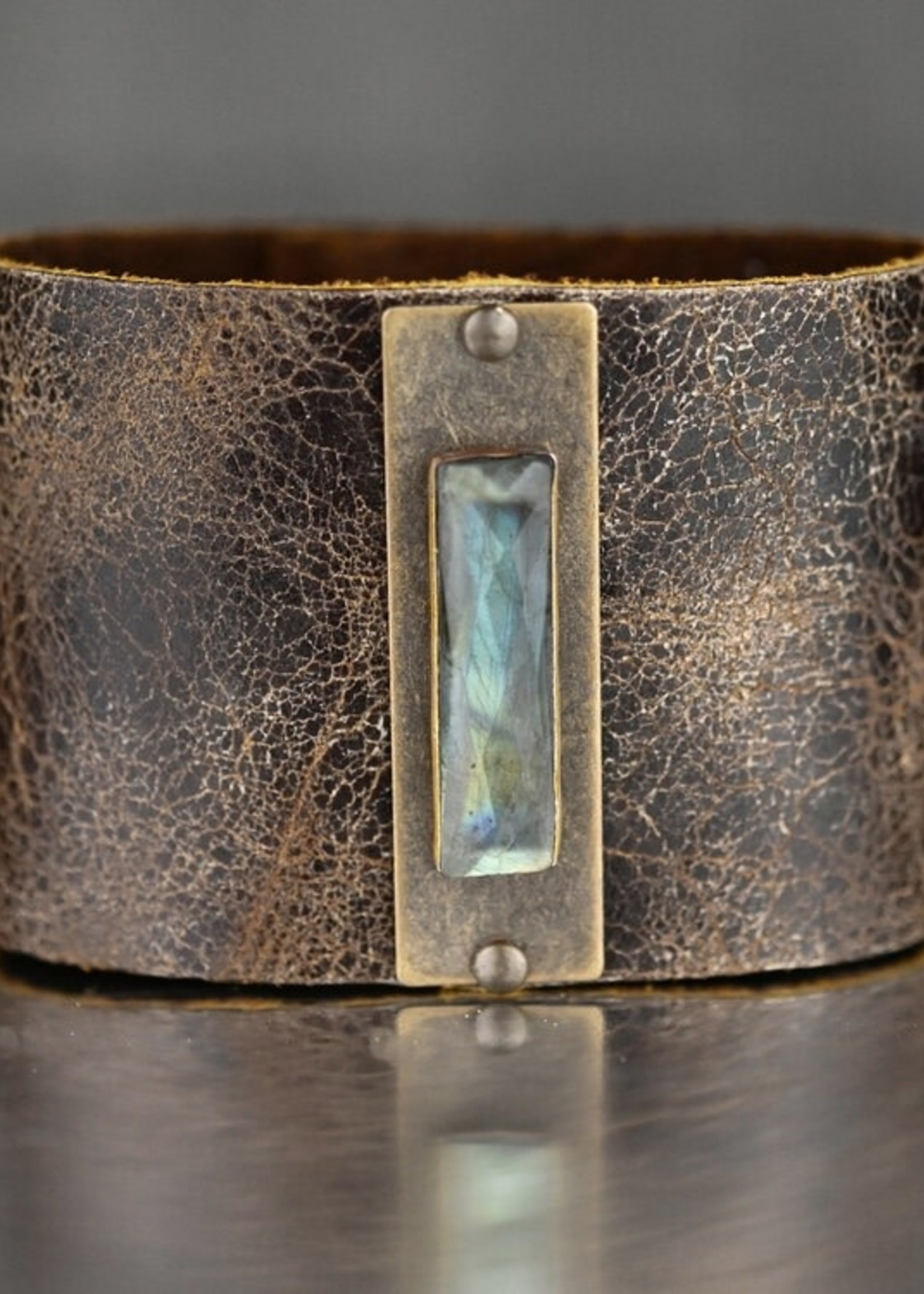 KBD Studio 2" Leather Cuff W/Labradorite - Weathered Brown