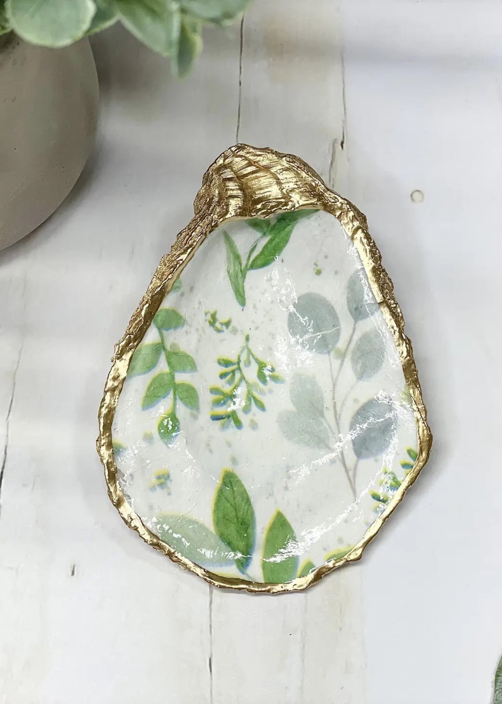 DIY Seashell Trinket Dish - Domestically Blissful