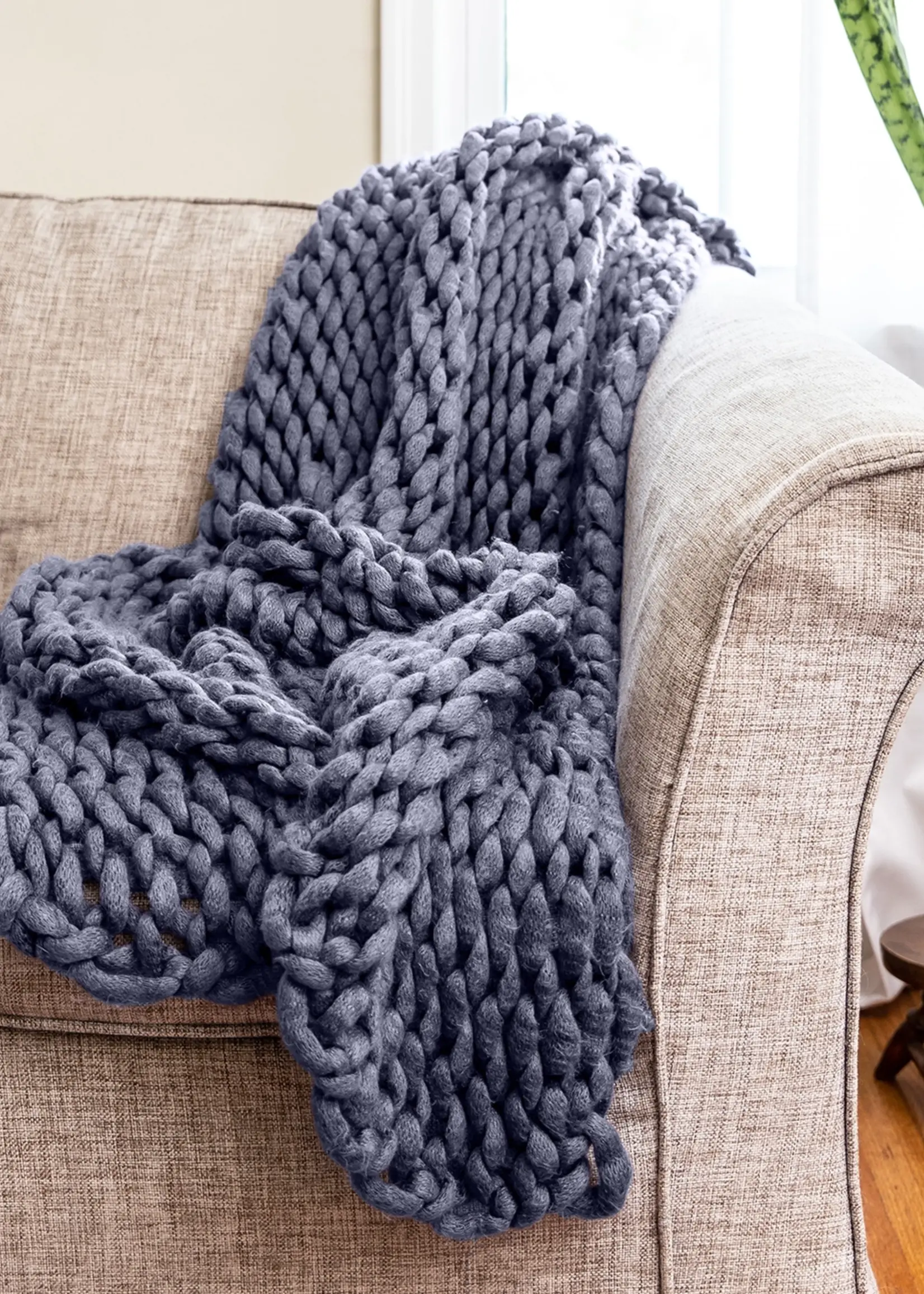 American Heritage Textiles Chunky Knit Throw