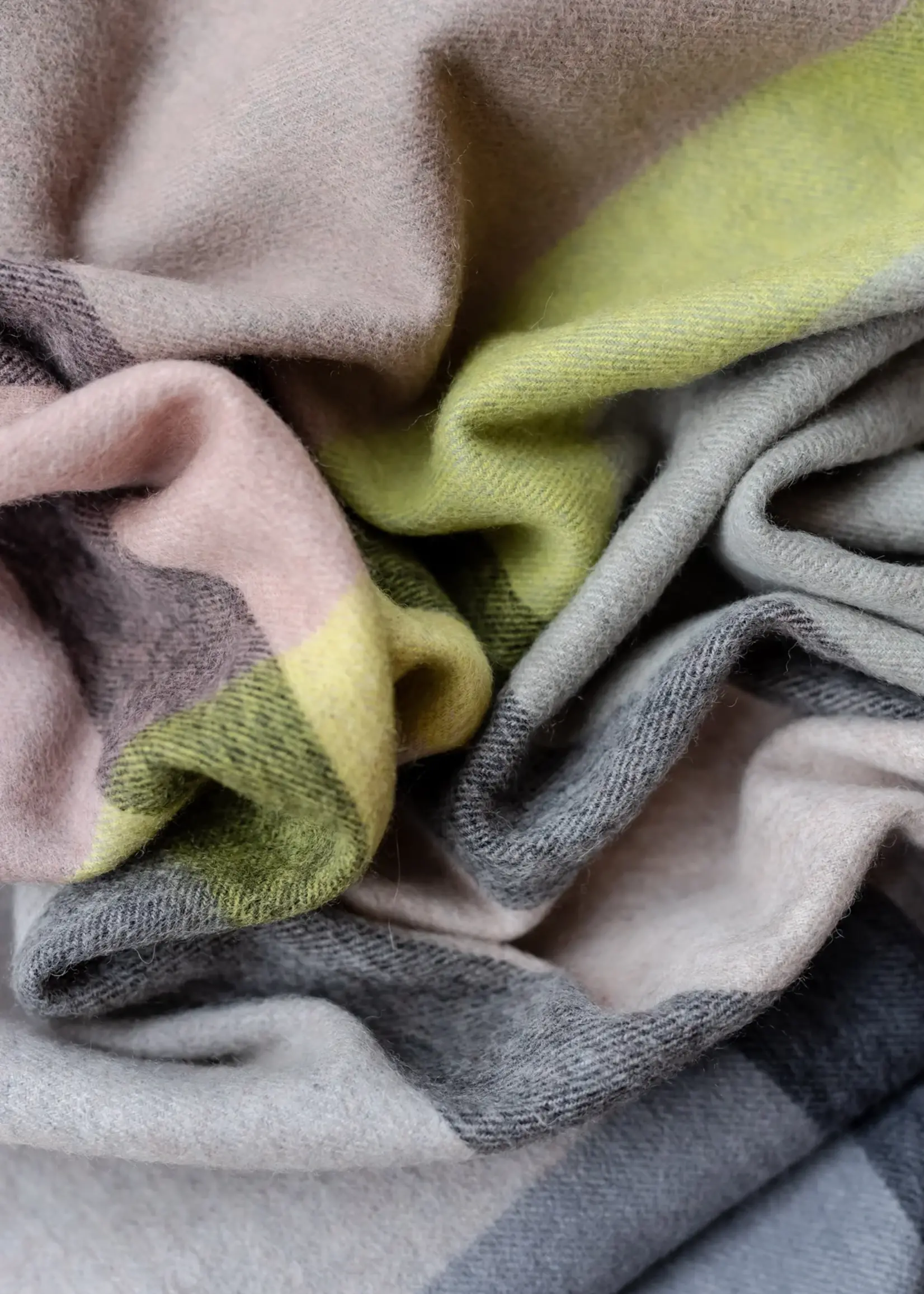 The Tartan Blanket Co. Slate Modern Check Lambswool Blanket Scarf
