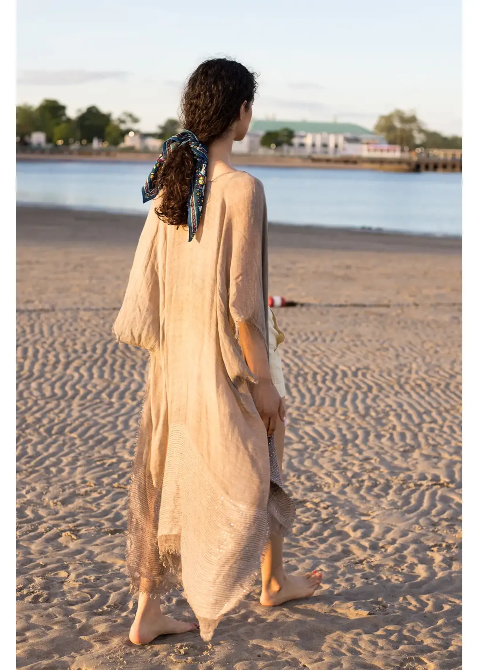 SAACHI Lenox Eyelash Fringes Shimmering Kimono