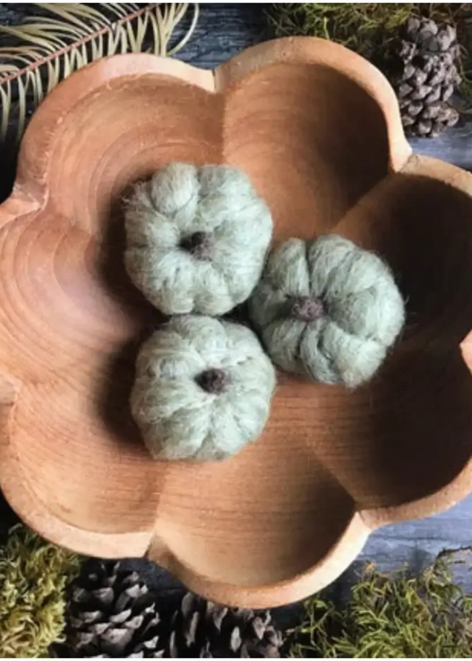 House of Moss Felted Wool Mini Pumpkin
