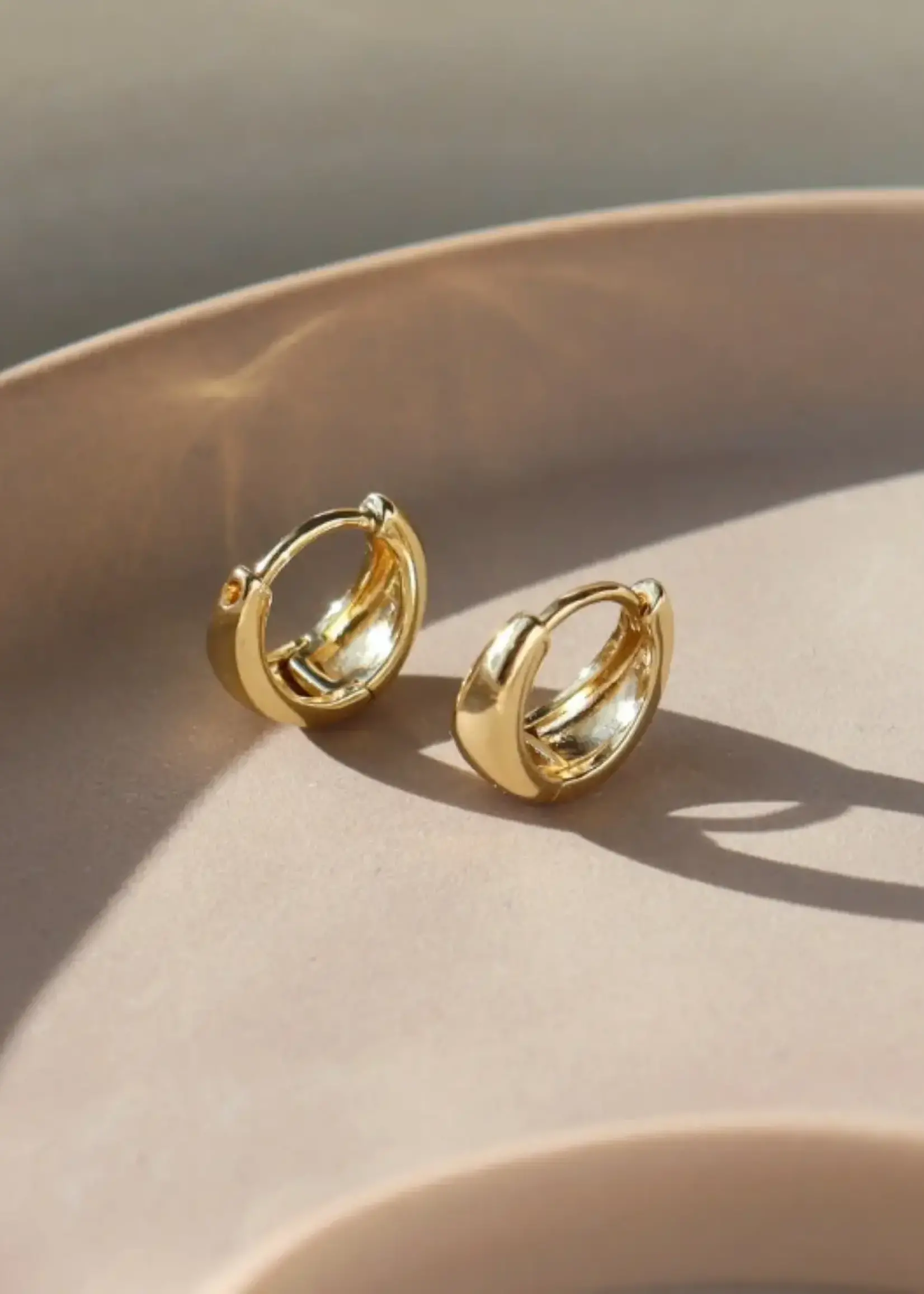 Token Jewelry Mia Huggie Hoop