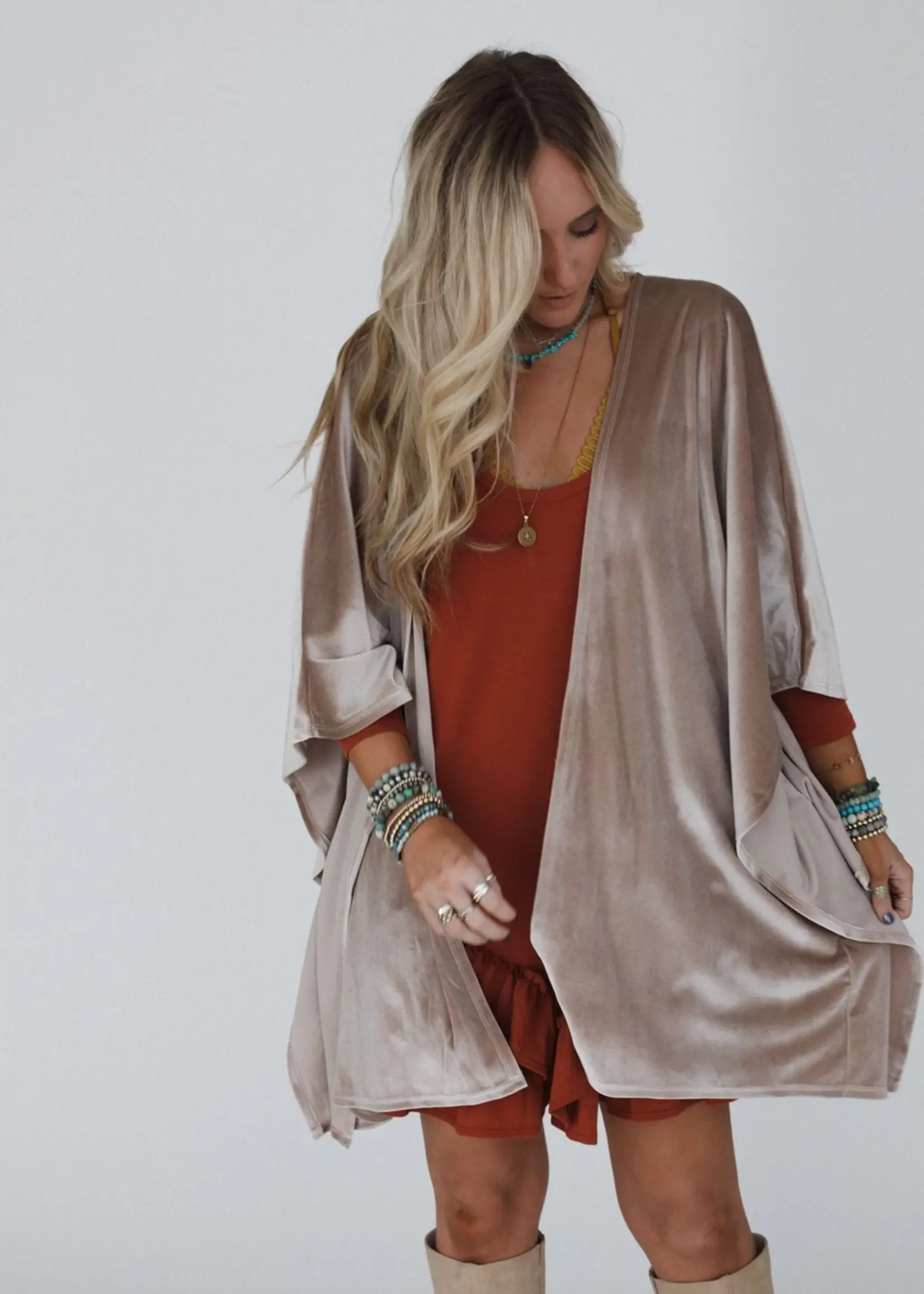 Three Birds Nest Savoy Velvet Kimono Taupe