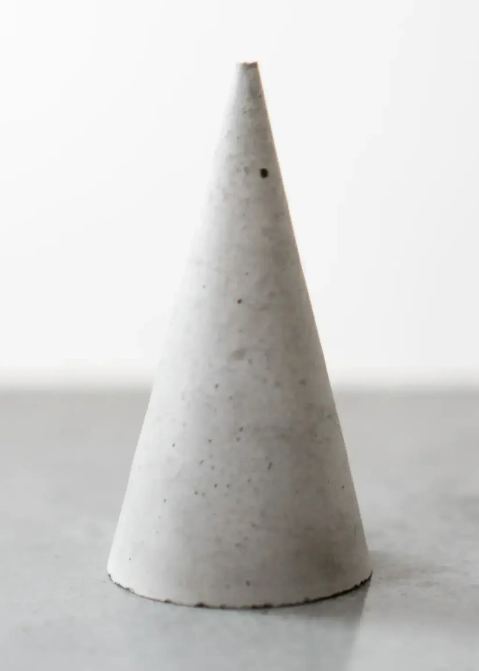 Made by Deborah Concrete Ring Holder