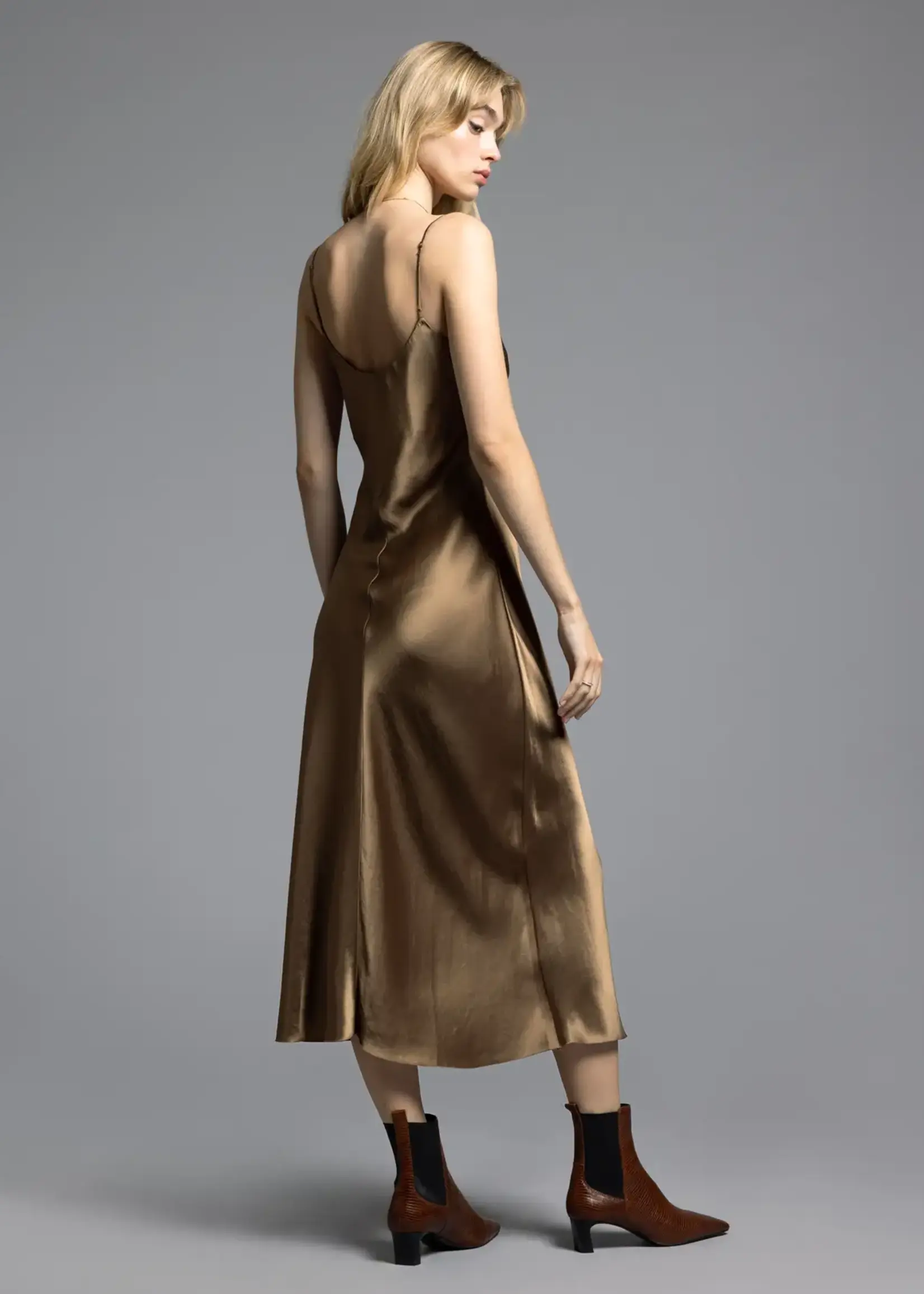 Weekend Los Angeles Royce Dress Smokey Olive