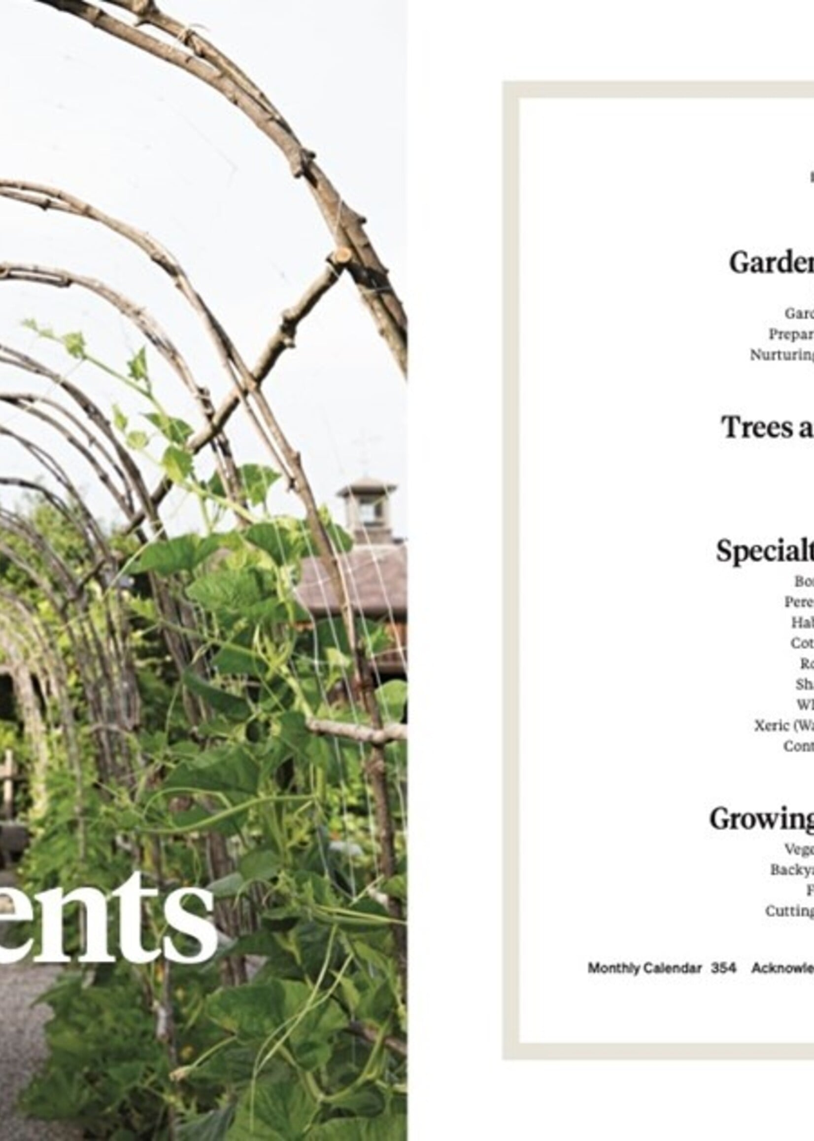 HarperCollins Martha Stewart's Gardening Handbook