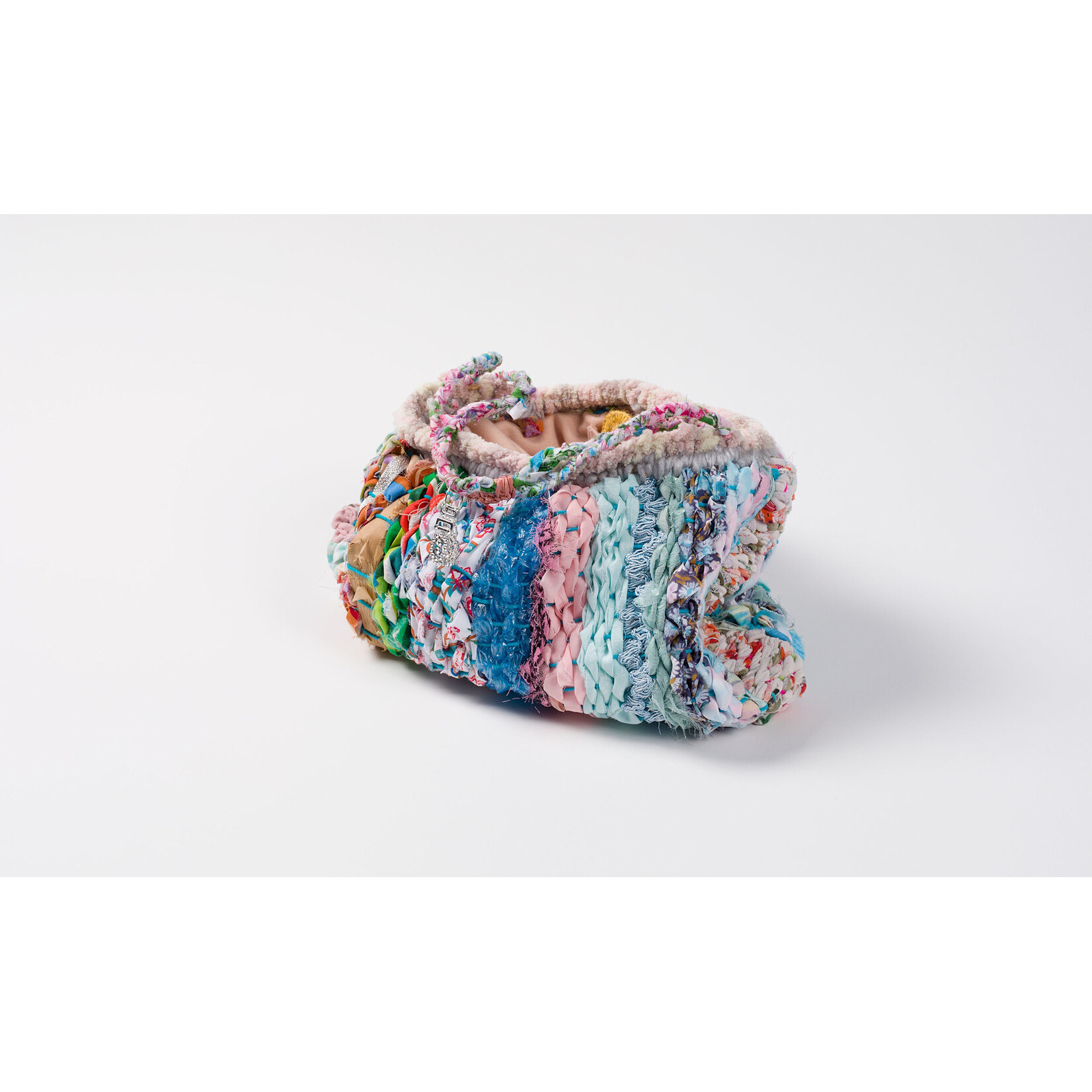 Janet Bromley Janet Bromley — Nitel, ganda, lupa    - Gather make and carry