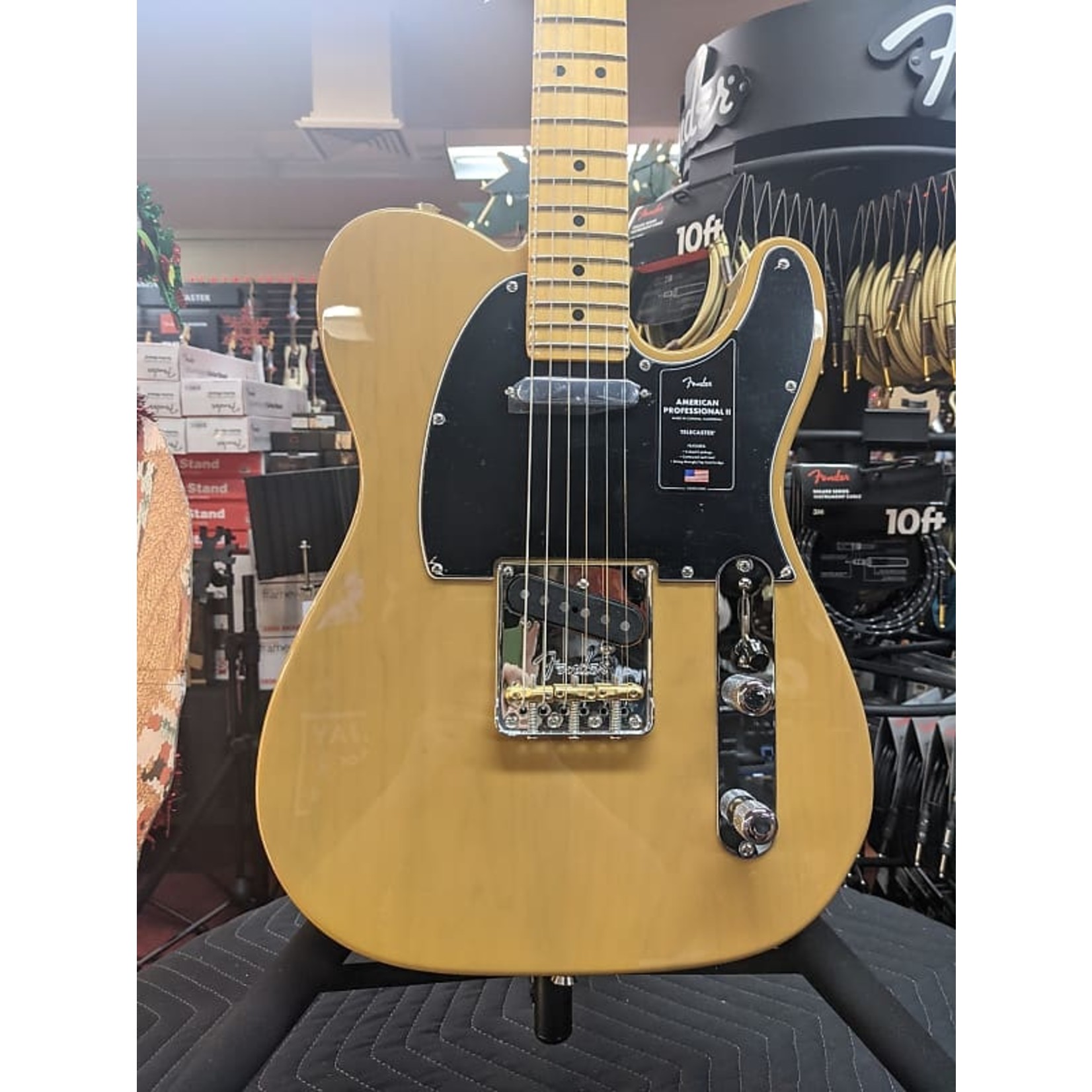 Fender Fender AMERICAN PROFESSIONAL II TELECASTER® Butterscotch Blonde
