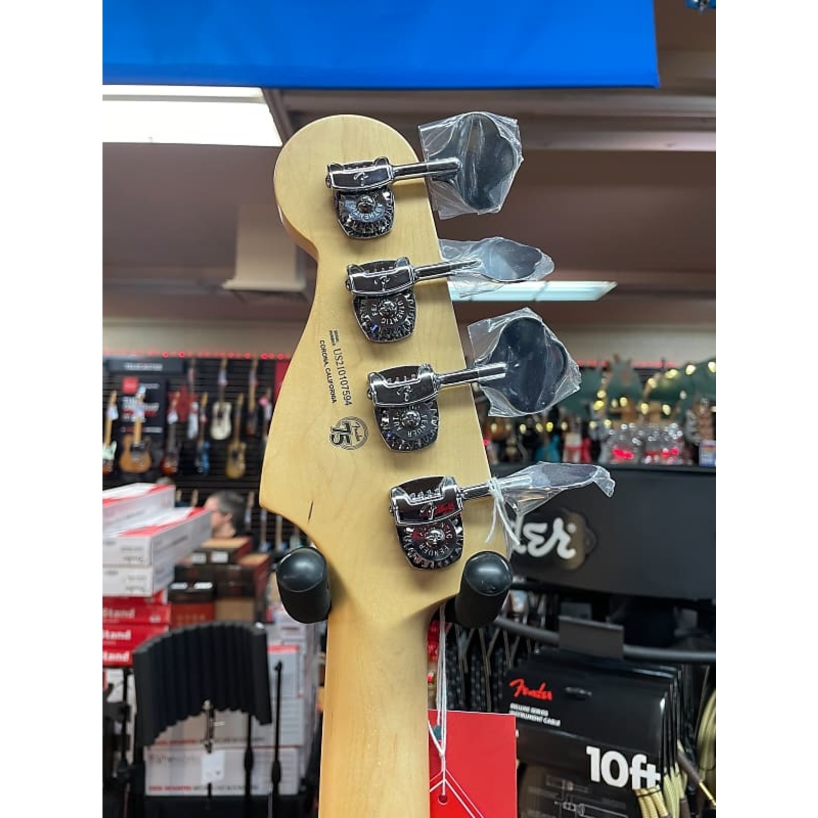 Fender Fender American Performer Precision Bass®, Maple Fingerboard, Satin Lake Placid Blue