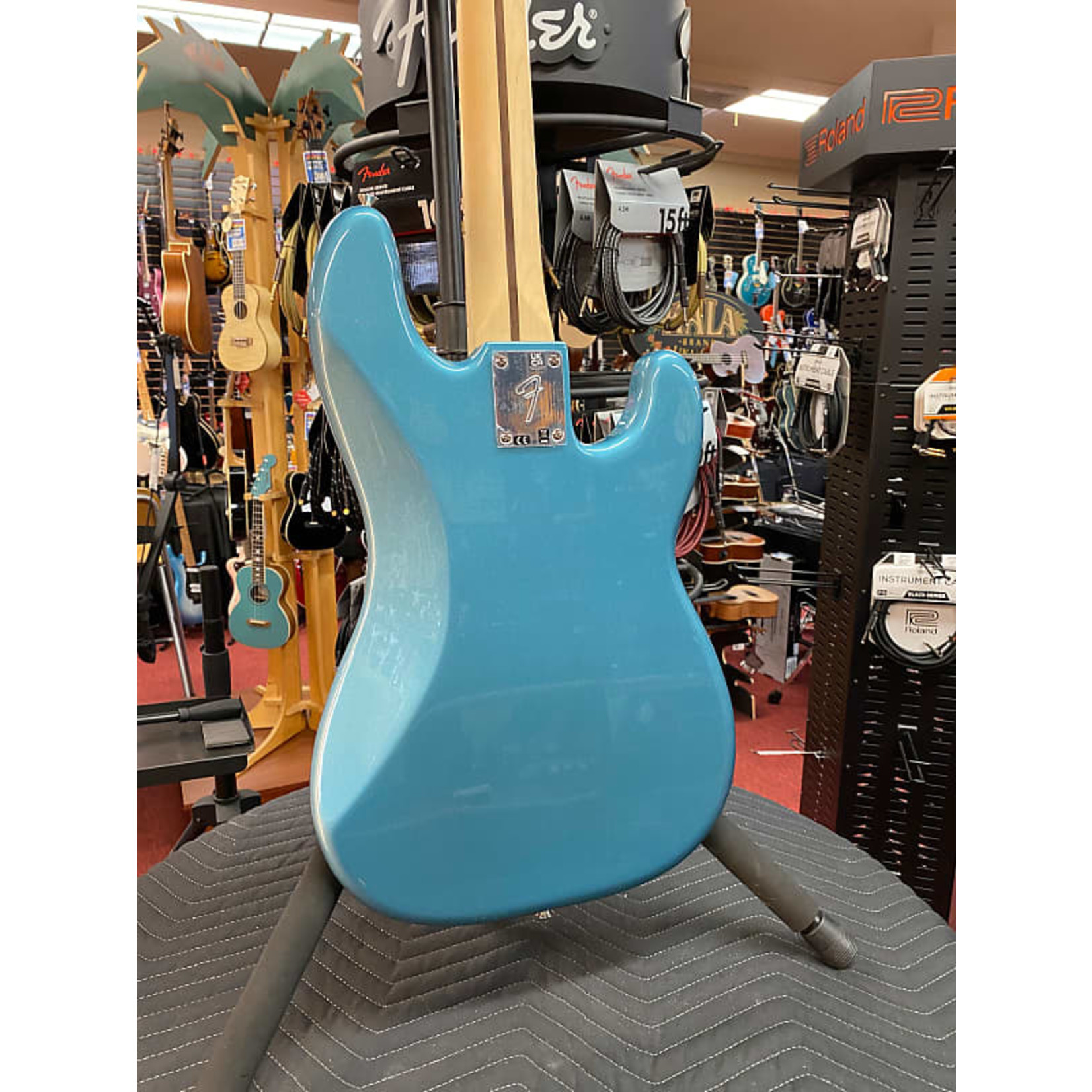Fender Fender Player Precision Bass® Left-Handed, Maple Fingerboard, Tidepool