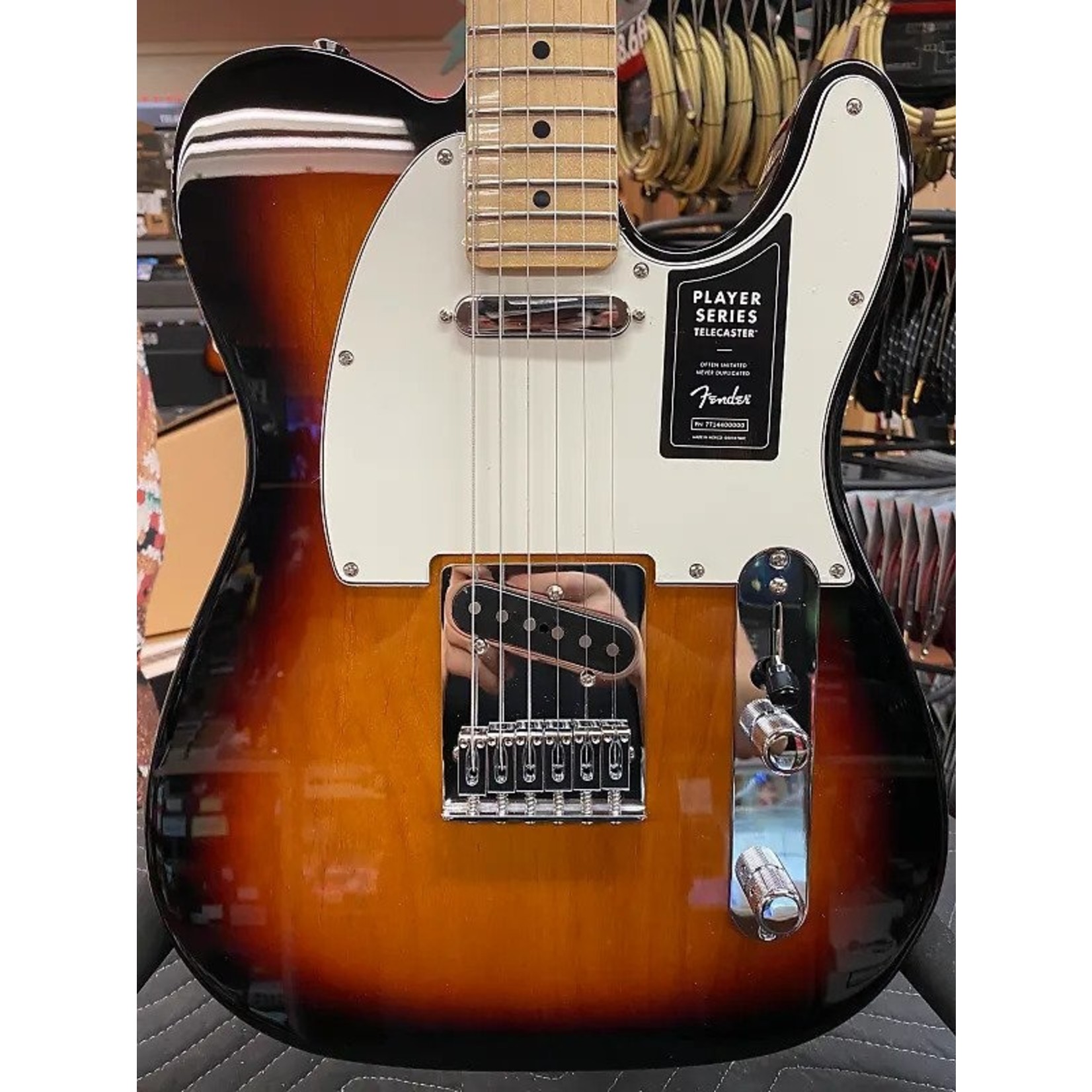 Fender Fender Player Telecaster®, Maple Fingerboard, 3-Color Sunburst