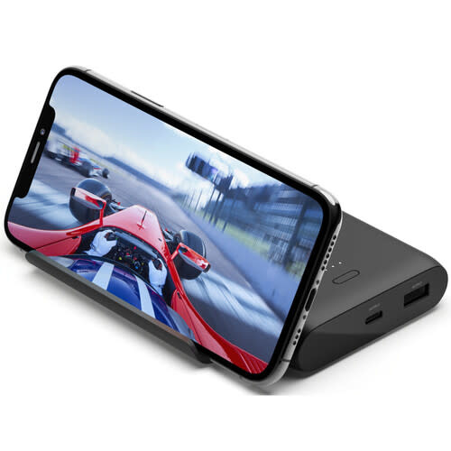 Belkin BOOST↑CHARGE™ Stand Play Power Bank (10,000 mAh, Black)