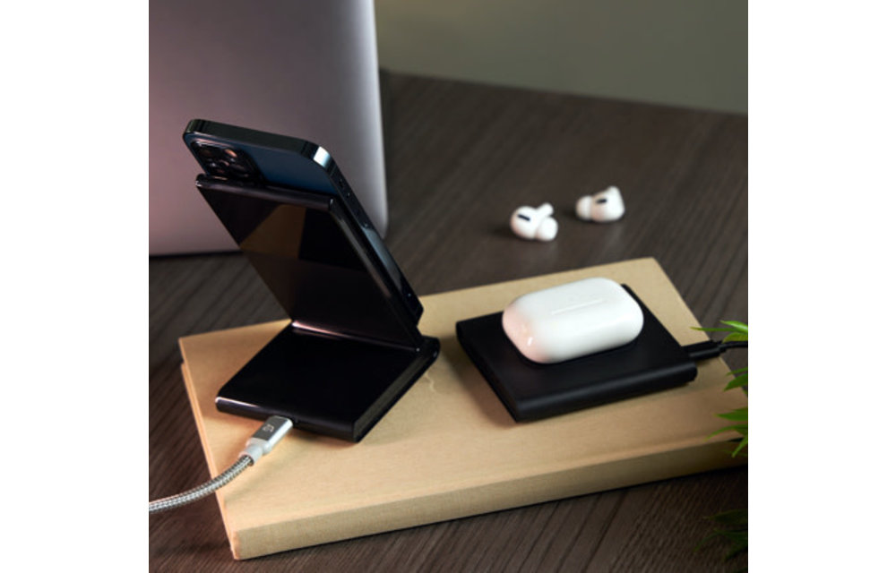 Adam Elements OMNIA Q2x Dual Wireless Charging Station