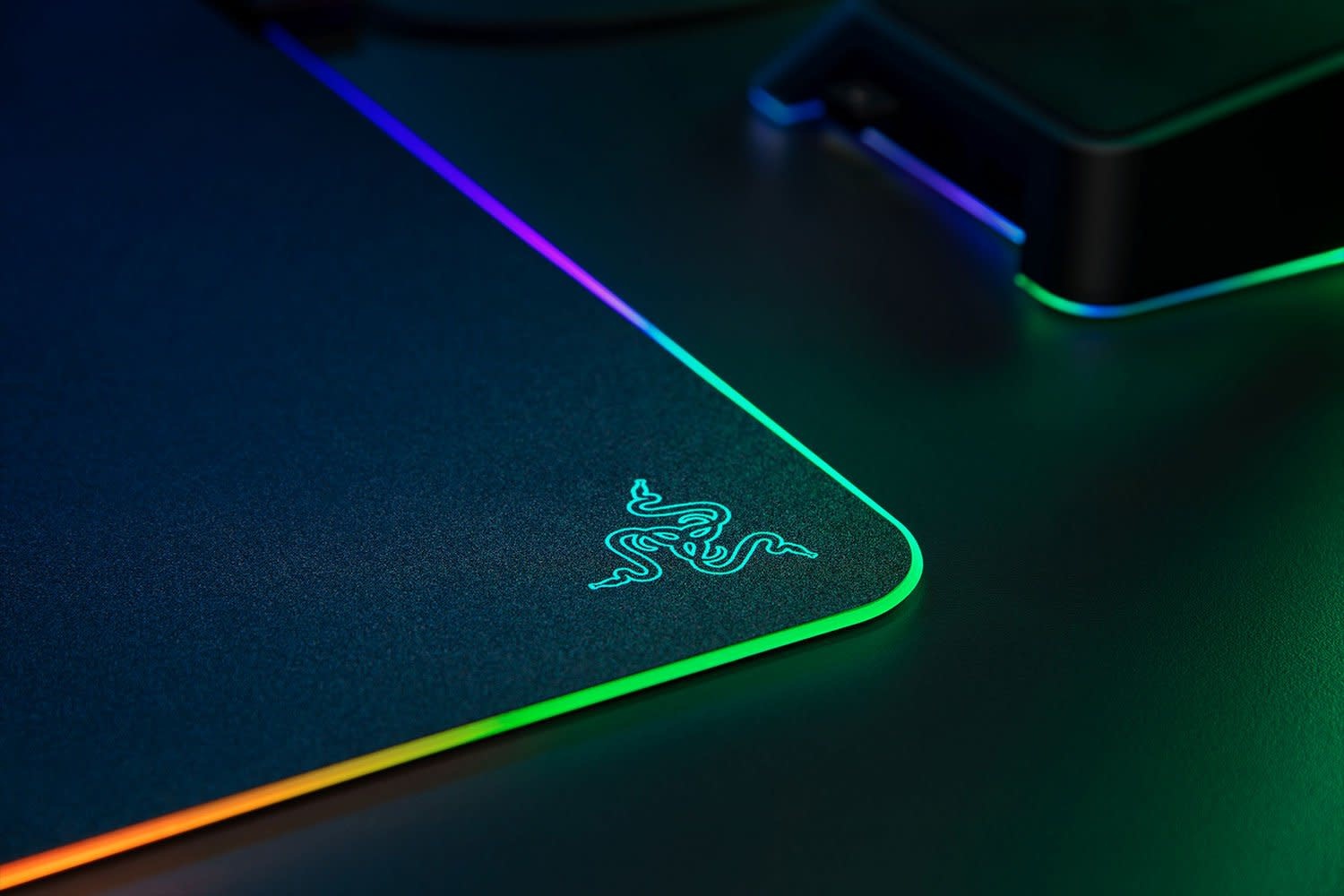 Razer Firefly V2 - Micro-textured Surface Mouse Mat with Razer Chroma™