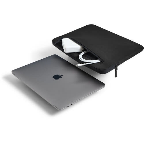 Incase Compact Sleeve in Flight Nylon for MacBook Pro 13"/Air 13"(USB-C) - Black