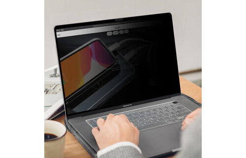 Moshi Umbra Privacy Screen Protector for MacBook Pro (16", 2019) / Black (Clear/Glossy)