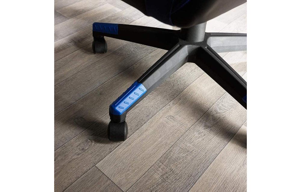 X Rocker Bravo PC Gaming Chair Black assembly required WHILE