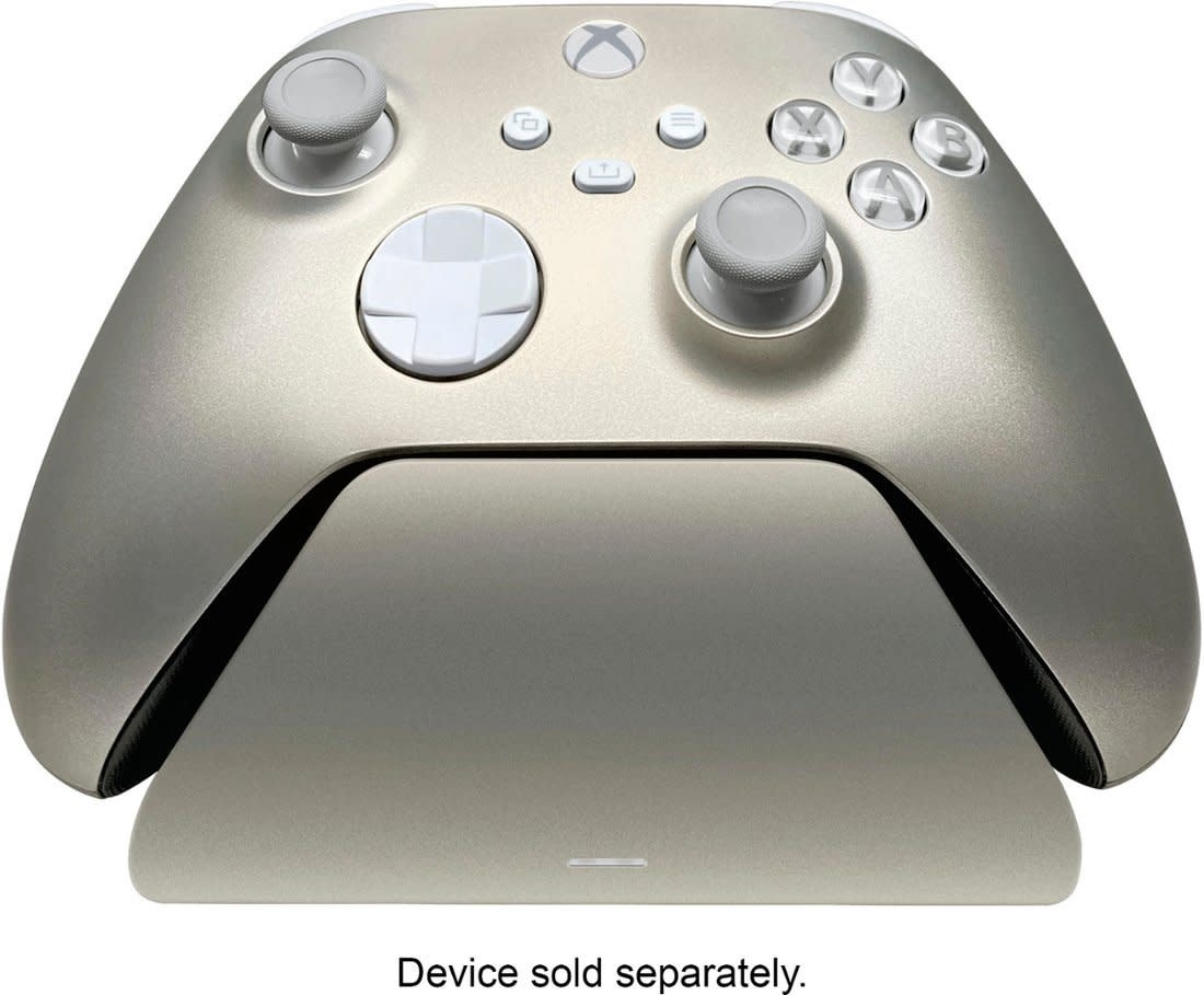 Razer Universal Quick Charging Stand for XBox Controllers - Lunar Shift (Excluding Xbox Elite Controller 2)