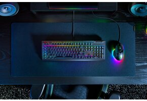 Razer - BlackWidow V4 Pro Full Size Wired Mechanical Yellow  Switch Gaming Keyboard with Chroma RGB - Black