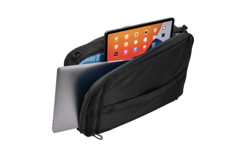 Thule Accent Convertible Backpack 17L 15.6” Black 3204817