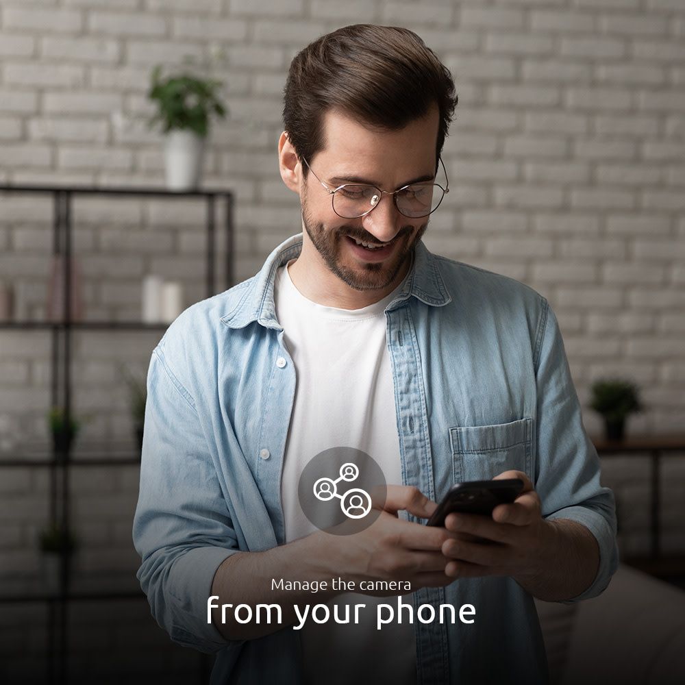 Nexxt Home - Mini flood light Camera (microSD card not included)