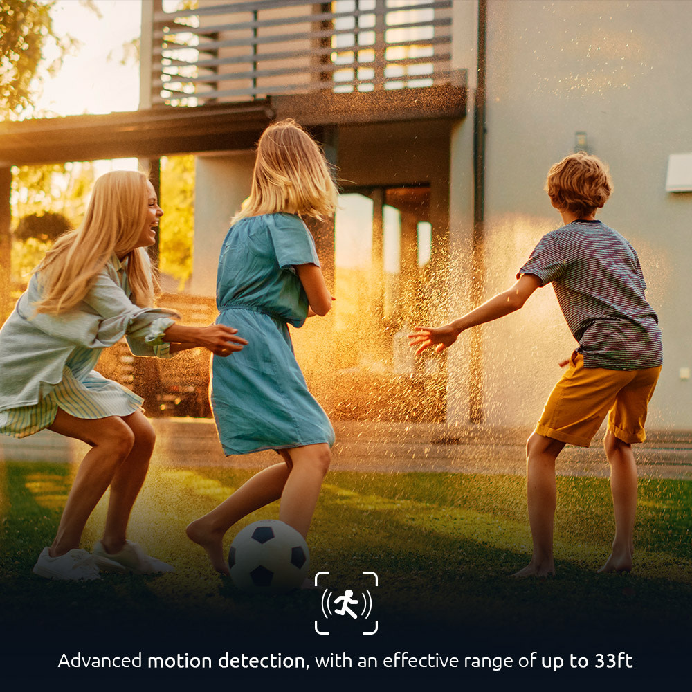 Nexxt Home - Outdoor Flood Light Camera 2K WSL (microSD card not included)