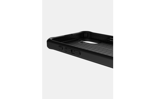 ItSkins Ballistic R Nylon Case with MagSafe for 16 - Black