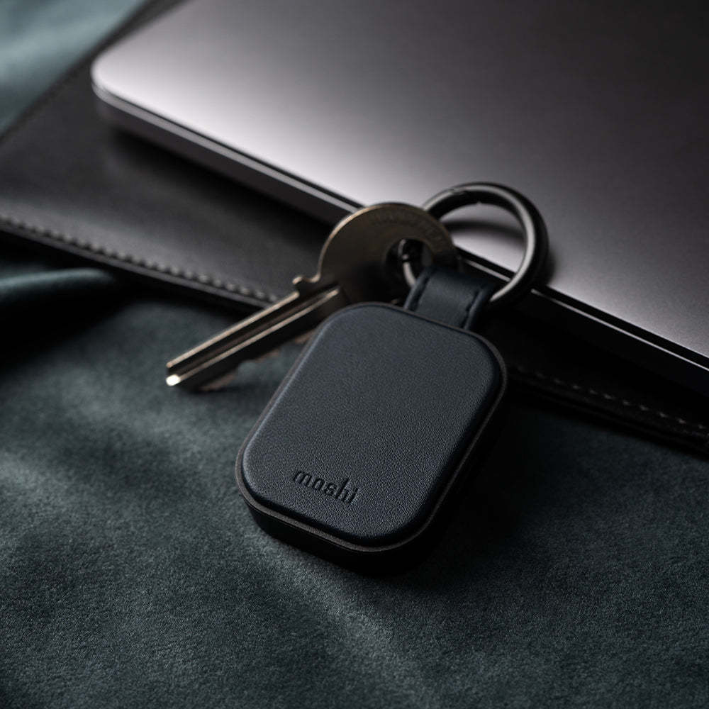 Moshi Qulio Finder Tag Midnight Blue with Built in FindMy Certification (USB-C charging cable not included)