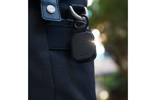 Moshi Qulio Finder Tag Midnight Blue with Built in FindMy Certification (USB-C charging cable not included)